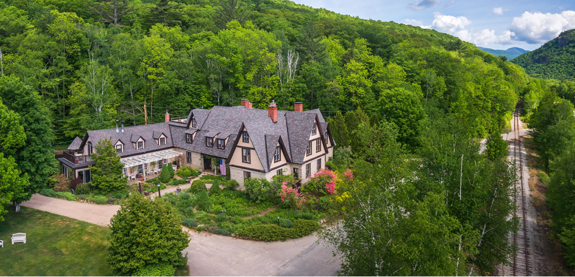 Notchland Inn - A Magical Location
